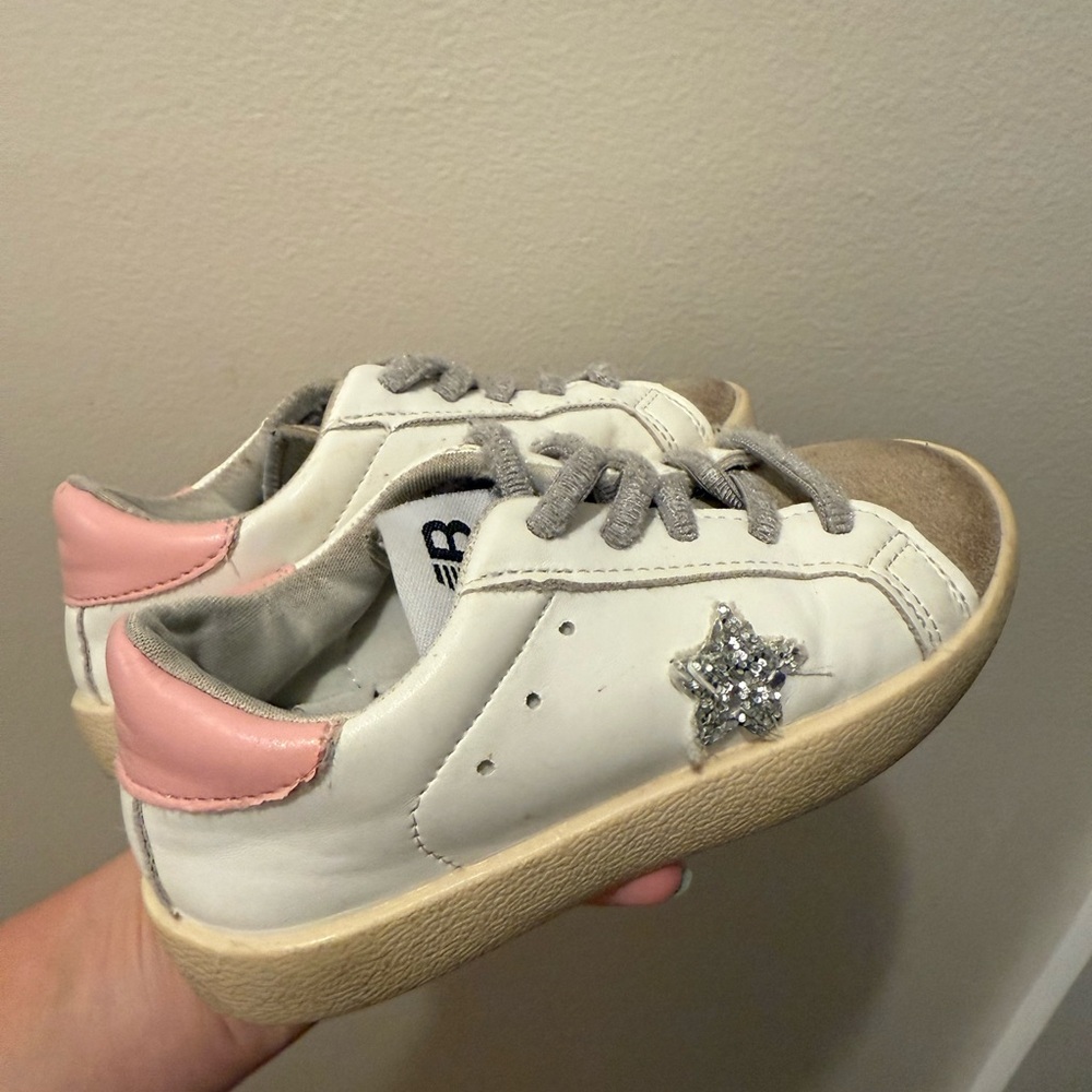 Kids White and Pink Star Sneakers